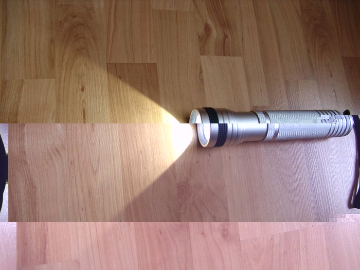 1.jpg (114.28 KiB) 17683 mal betrachtet Taschenlampe eingeschaltet, stark fokussiert - nur das minimale Streulicht ist am Boden erkennbar, der Strahl nicht