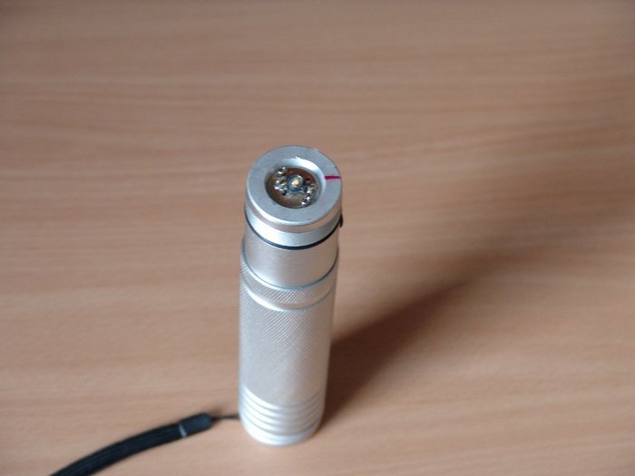 3.jpg (53.71 KiB) 17710 mal betrachtet Taschenlampe ausgeschaltet, Reflektor abgeschraubt