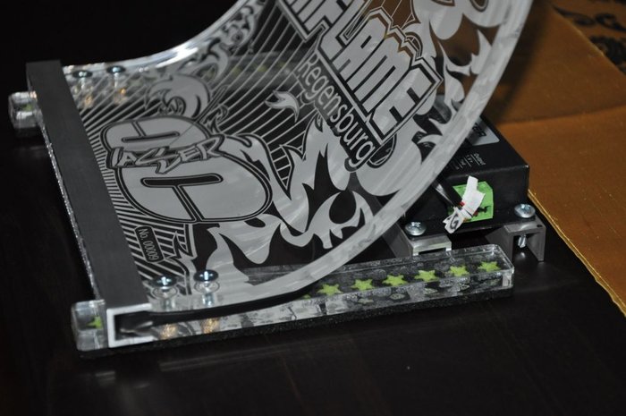 Fummelarbeit und Leitung von der RGB an den Controller