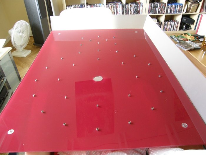 P6090262.jpg (78.38 KiB) 25039 mal betrachtet Die Fassungen werden eingeschraubt.