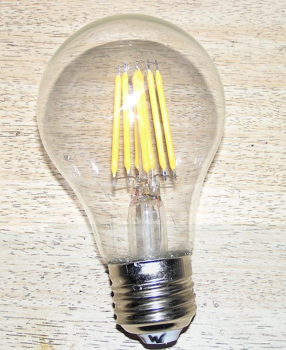 7_5W Filament LED ohne Spektrum.JPG